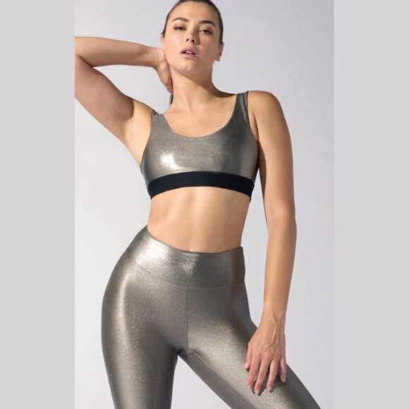 Heroine Sport Other - NWT Heroine Sport Marvel Sports Bra & Legging Set Platinum